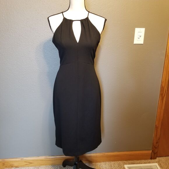 Vtg Betsey Johnson 8 Dress Knee Length Black Crepe Halter LBD Gothic Classic - Picture 1 of 8